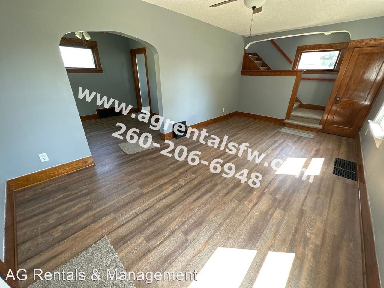 1644 Short St - Photo 2 of 15