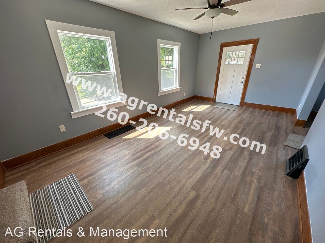 1644 Short St - Photo 3 of 15