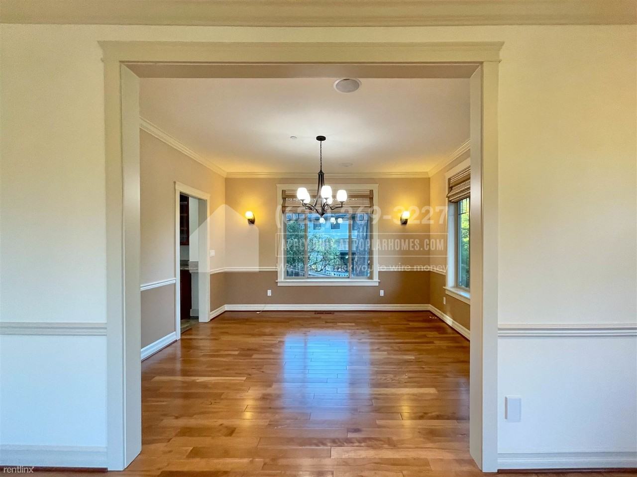 16618 Ne 47th St - Photo 2 of 40