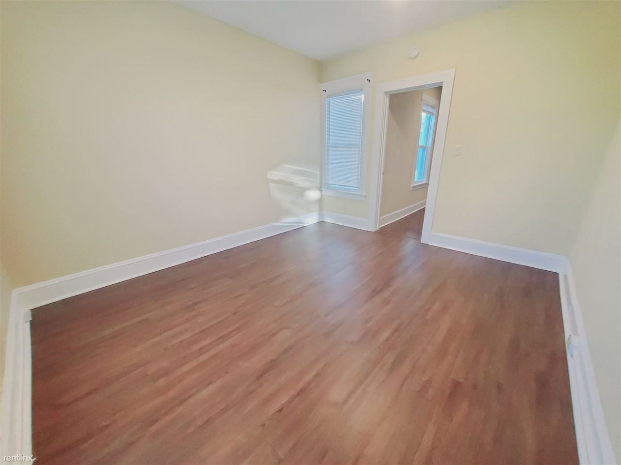 174 Logan St #8 - Photo 3 of 5