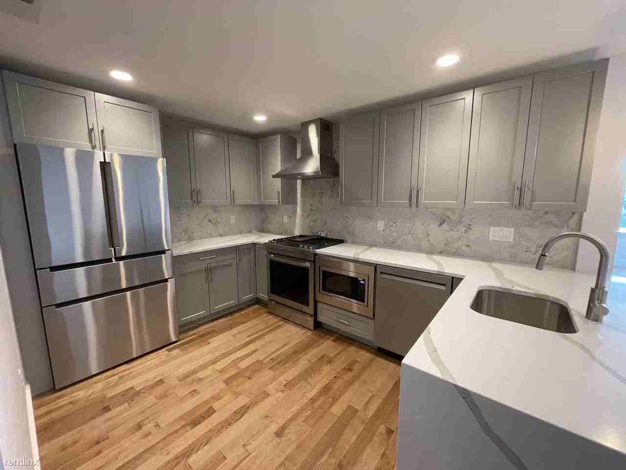 70 Hichborn St - Photo 3 of 9