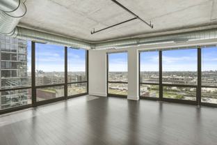 900 S Clark St #3-2 - Photo 1 of 1