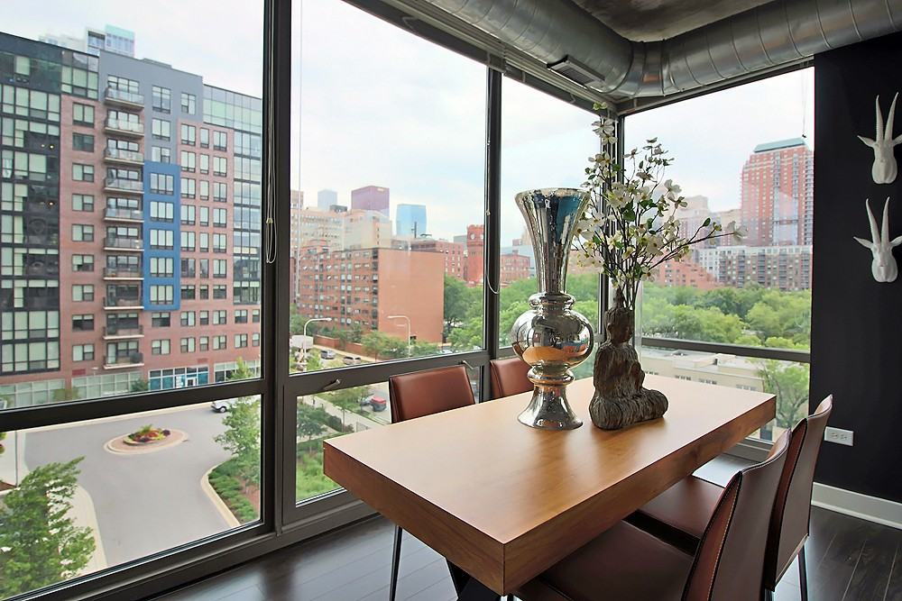 900 S Clark St #2-2 - Photo 4 of 31