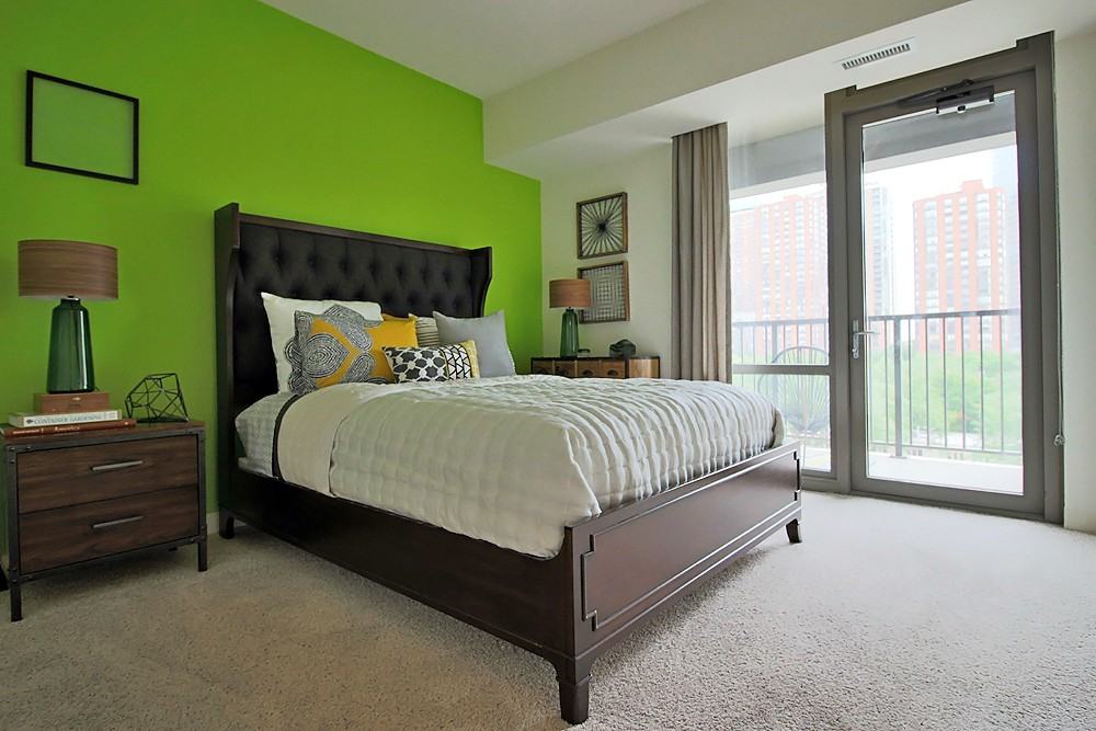 900 S Clark St #1-1 - Photo 4 of 31