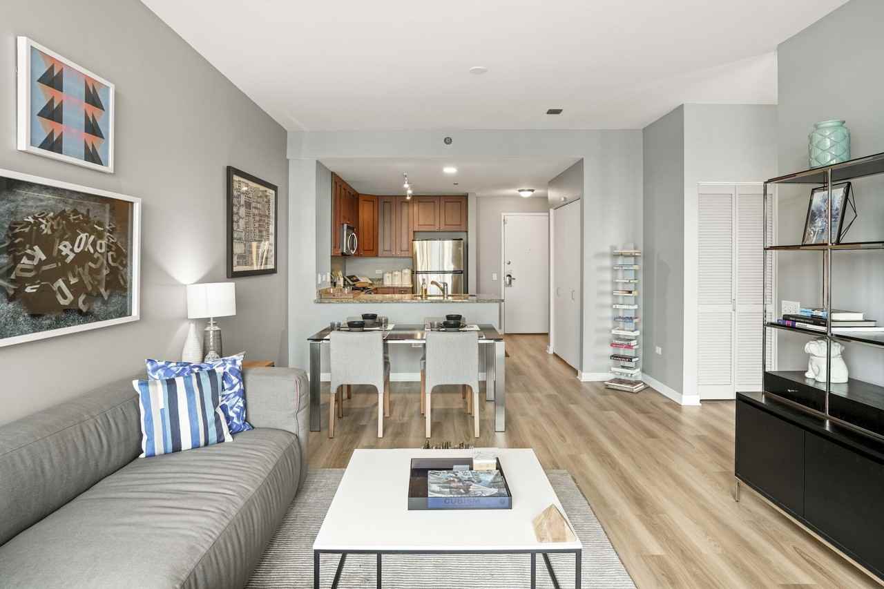 730 S Clark St #1-1 - Photo 2 of 19