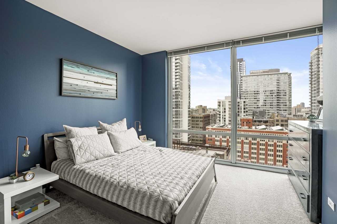 730 S Clark St #1-1 - Photo 6 of 19