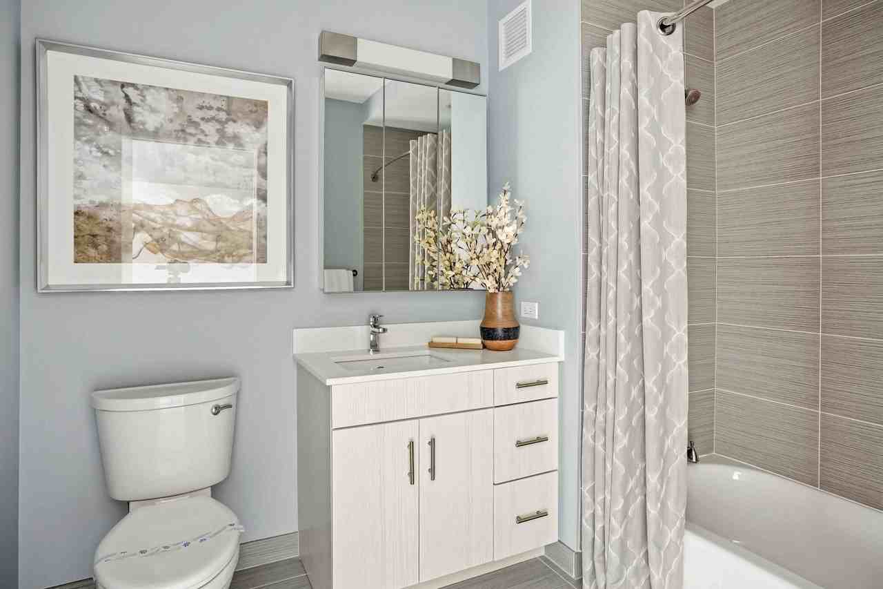 1001 S State St #2-2 - Photo 5 of 21