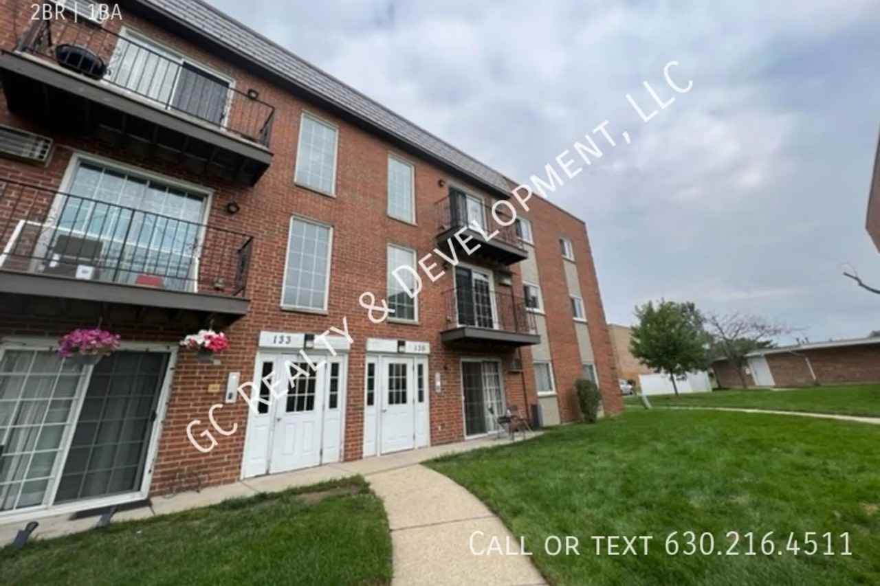 135 W Elk Trl Apt 235 Apt 235 Carol Stream IL 60188 2 Bedroom