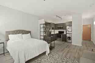 182 W Lake St - Photo 1 of 1