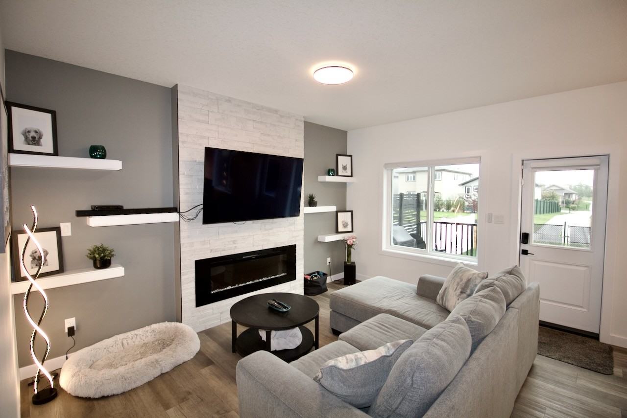 103 Elm St - Photo 6 of 35