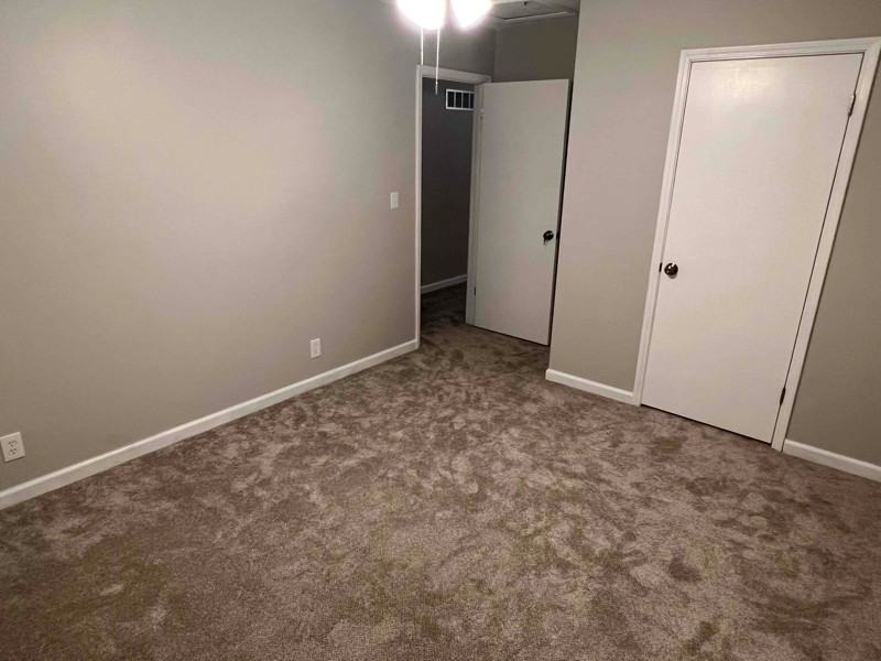 4053 Maxanne Dr Nw - Photo 6 of 10