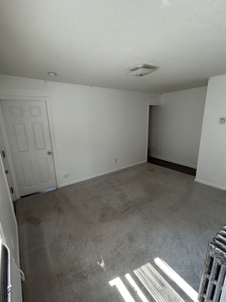 27 Aspen St #2 - Photo 2 of 12