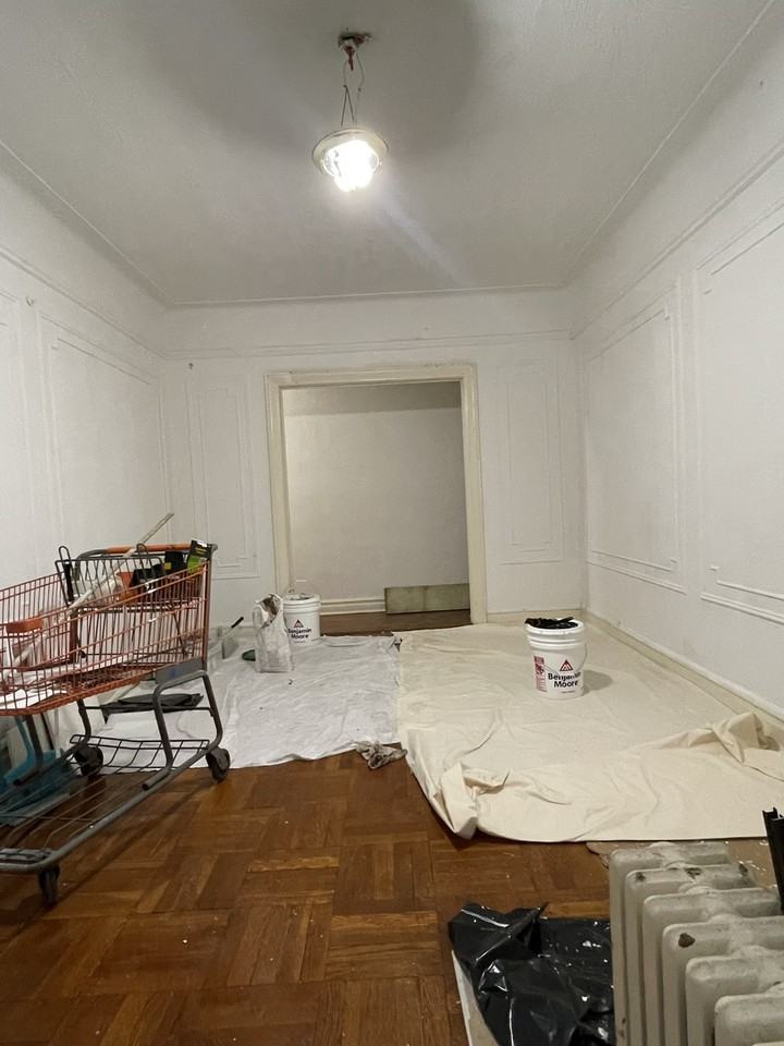 41-08 Parsons Blvd - Photo 2 of 12