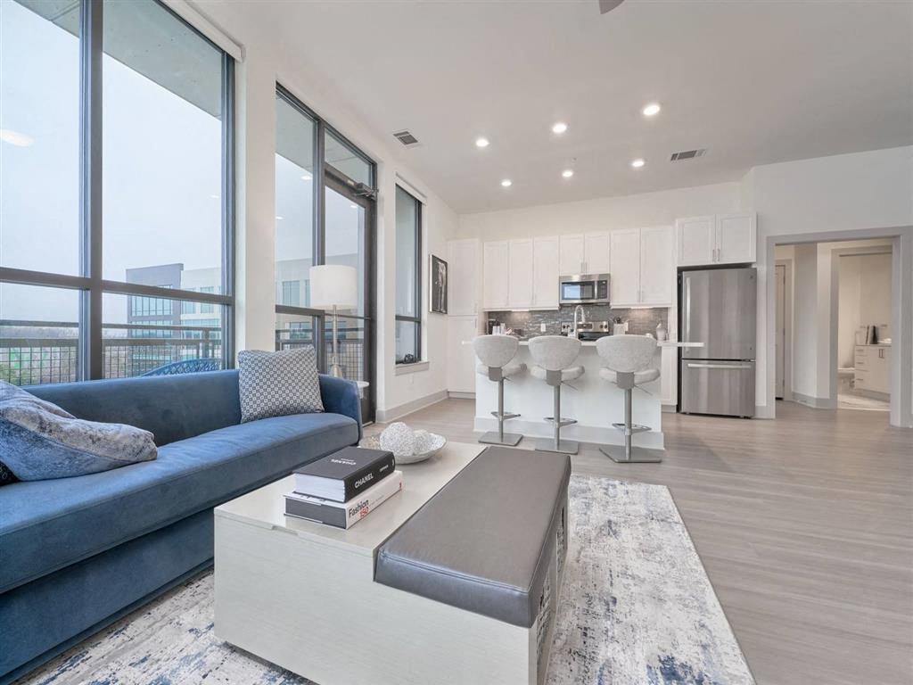 Tapestry West - Photo 4 of 33