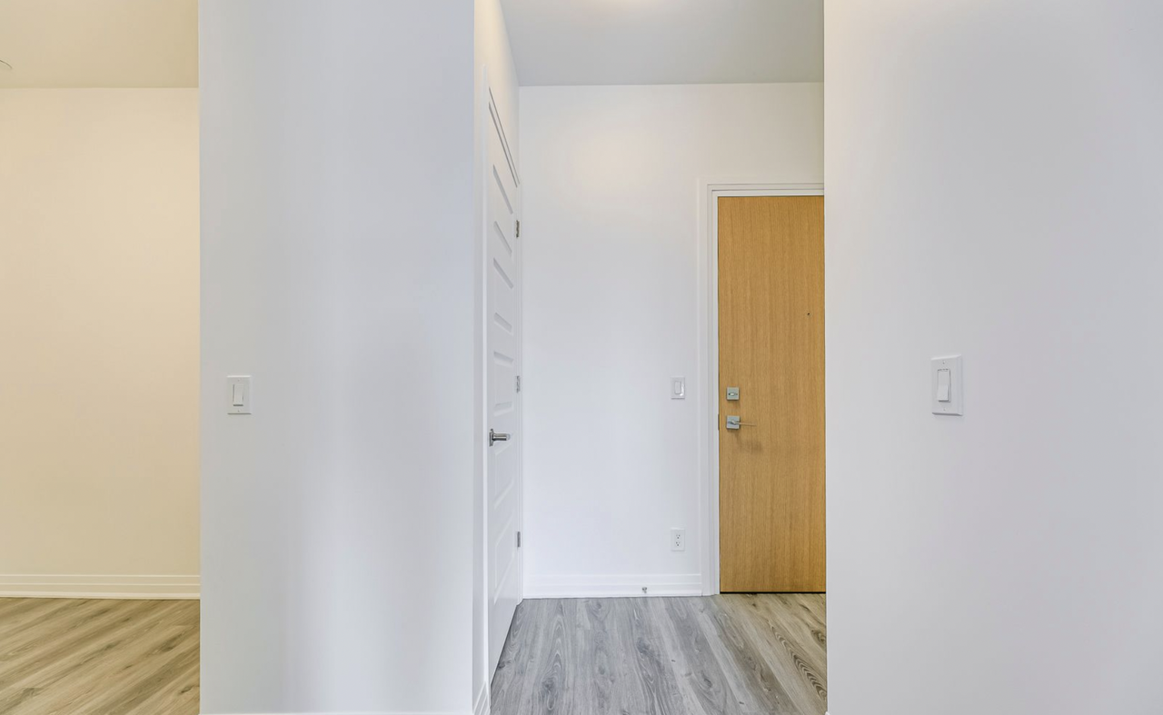 128 Grovewood Common #403