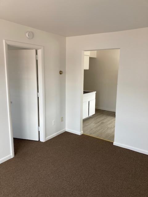 215 E Aurora St - Photo 5 of 6