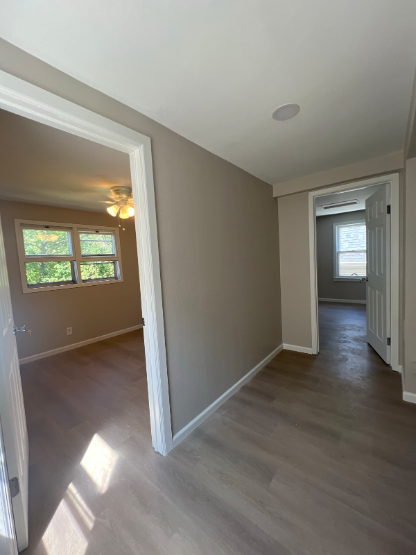 3653 E Hammond Ave - Photo 3 of 5