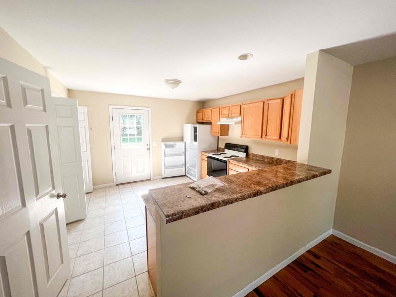 415 Baugh Lane Northeast #A - Photo 4 of 17