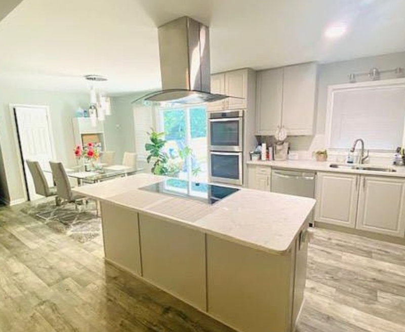 2220 Belvedere Ave Sw - Photo 2 of 7