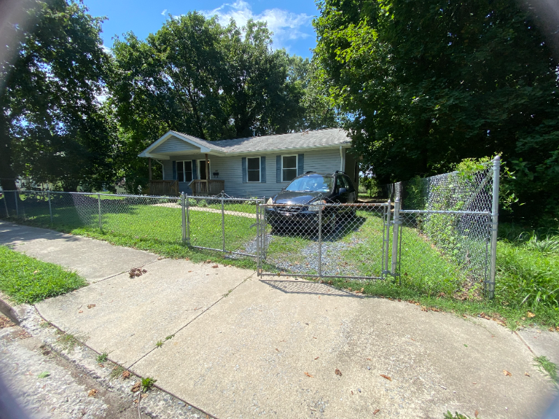 365 Magnolia St - Photo 2 of 23