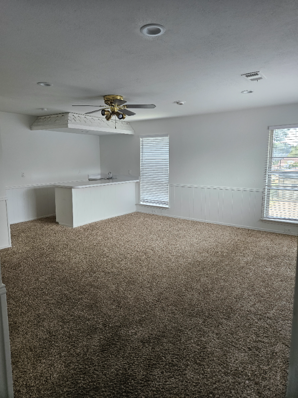 2427 Richview Ct - Photo 2 of 19