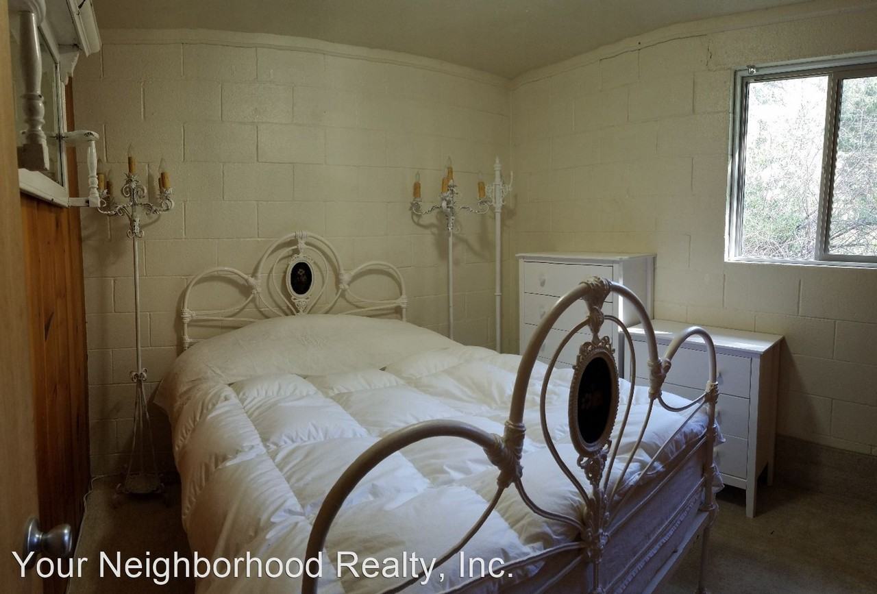 10370 Ute Pass Avenue - Photo 3 of 7