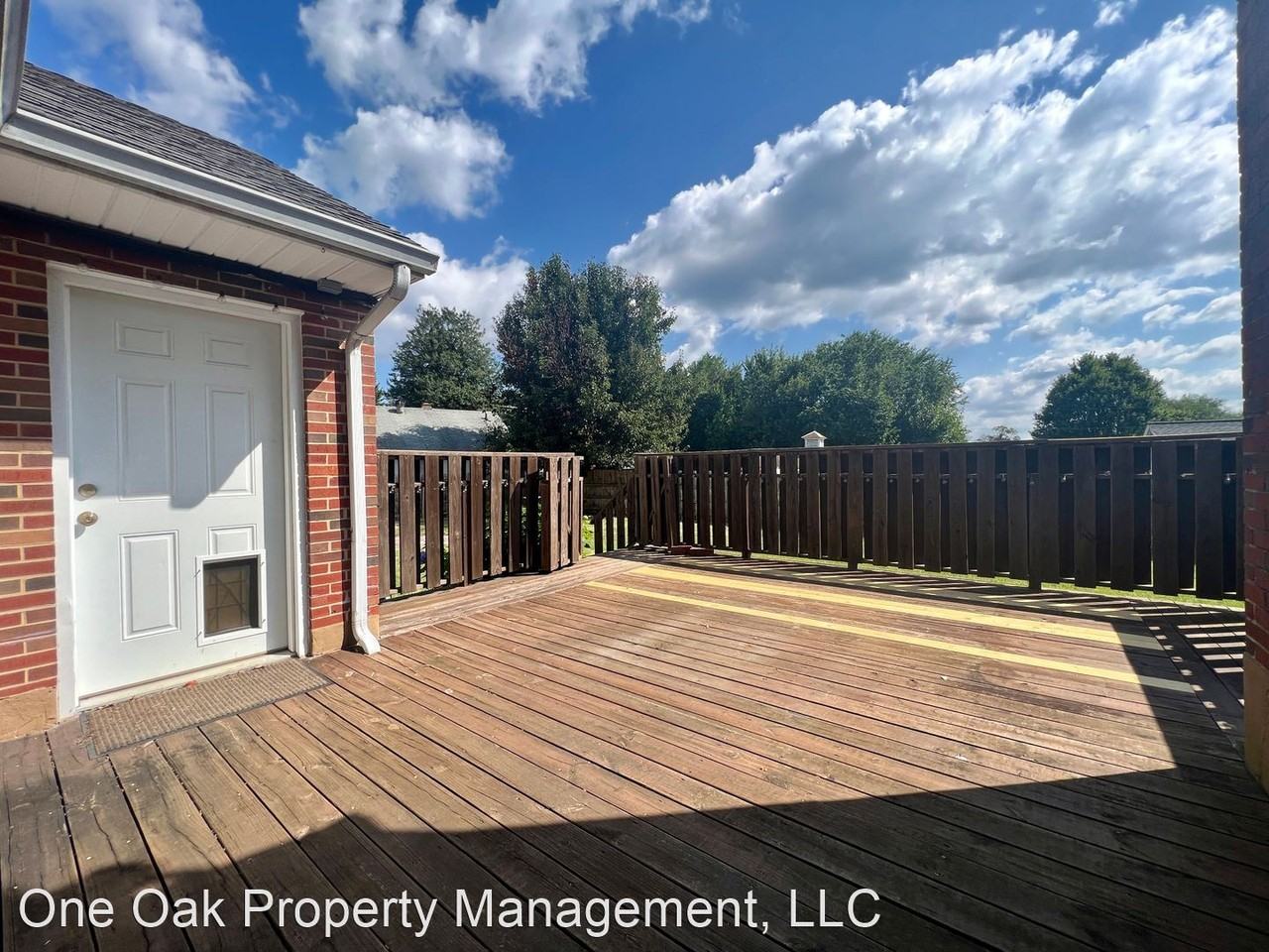 3405 Oliver Rd Ne - Photo 3 of 11