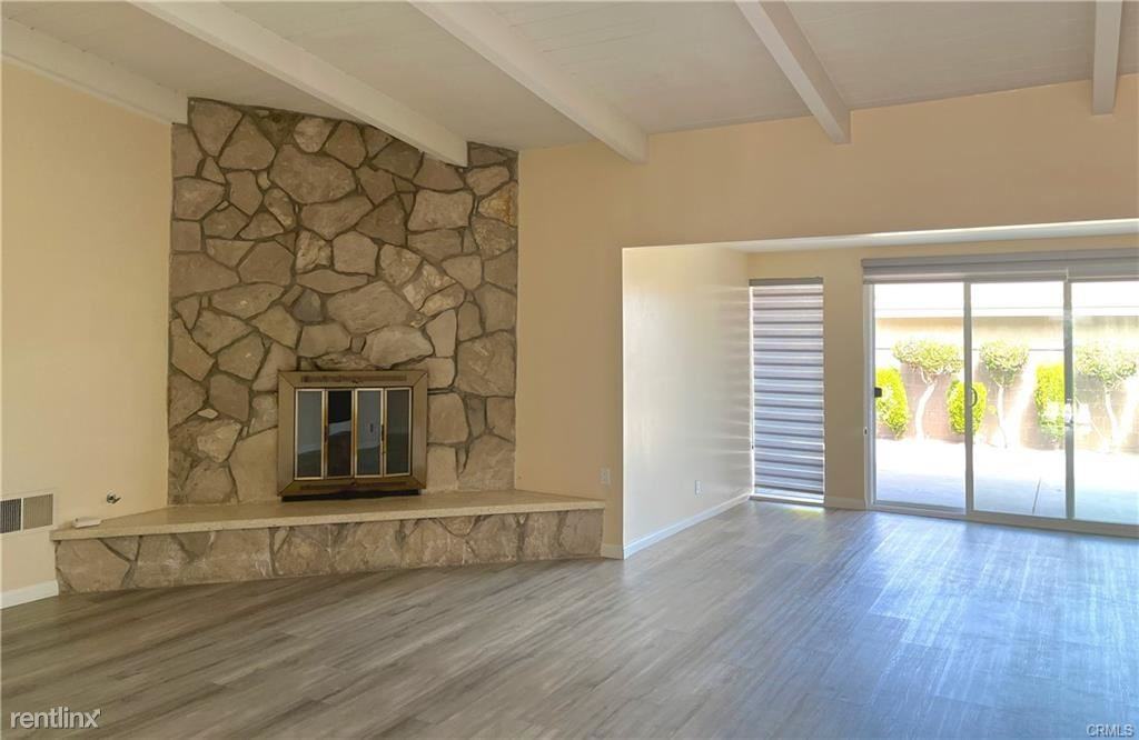 18316 Taylor Ct - Photo 2 of 11