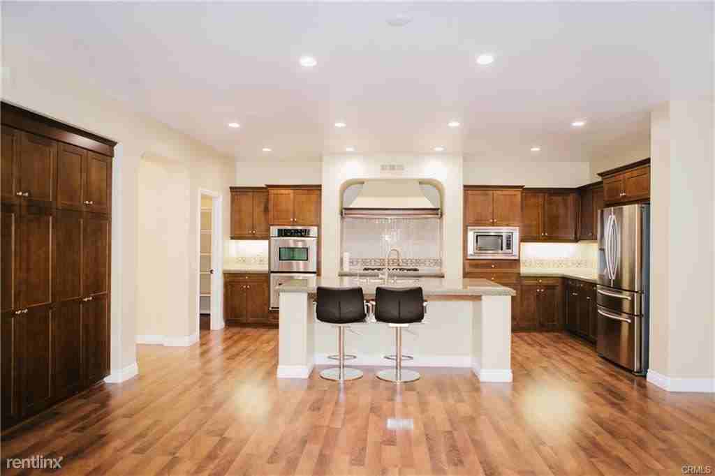 19569 Red Tail Ct #CA - Photo 3 of 9