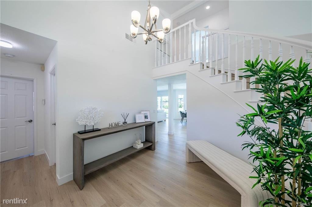 1168 Regal Canyon Dr - Photo 3 of 8