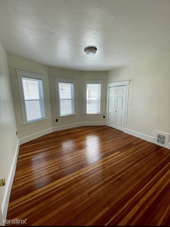 16 Inwood St #3F - Photo 2 of 4