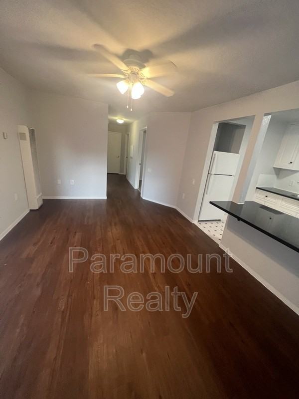171 22nd St - Photo 4 of 15