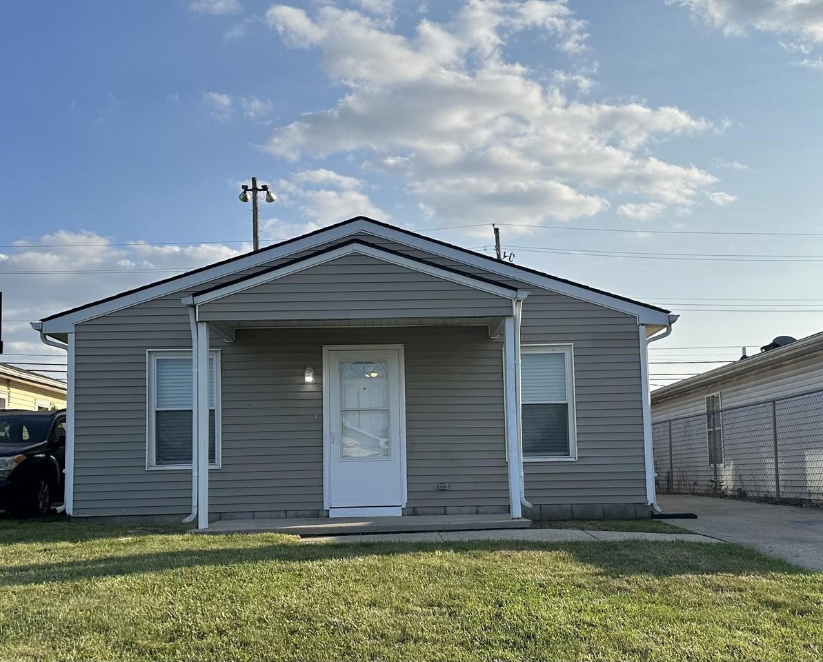 1715 Gerald Dr, Lexington, KY 40511 4 Bedroom House for 1,595/month