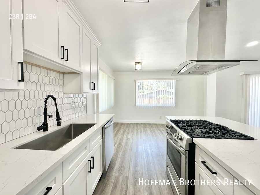 1237 N Ogden Dr #7 - Photo 2 of 12