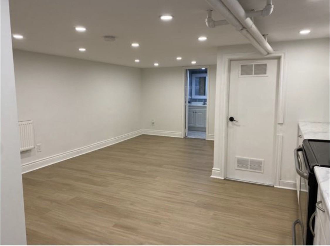 311 Wolverleigh Blvd - Photo 6 of 9