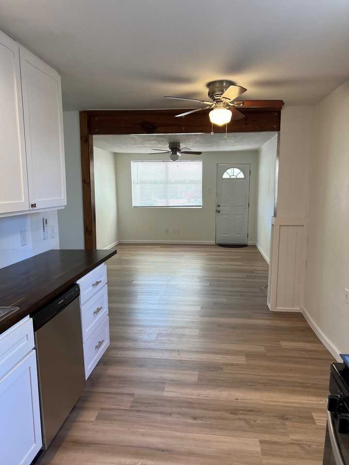 117 Sylvia St #NA - Photo 3 of 10