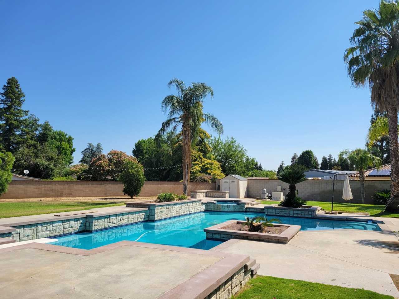 1415 Ensley Dr #NA - Photo 2 of 19