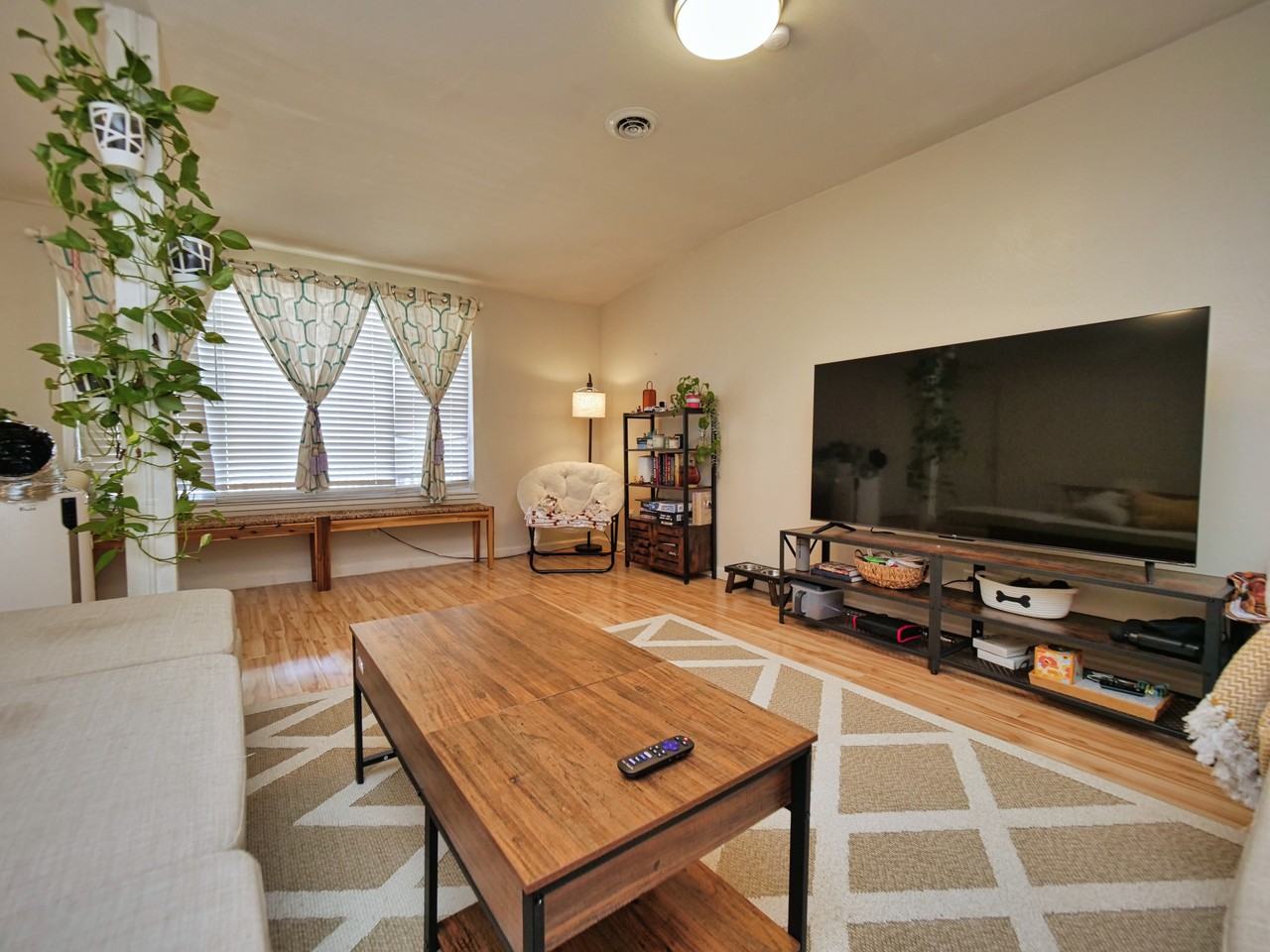 5900 Ortega St #NA - Photo 2 of 14