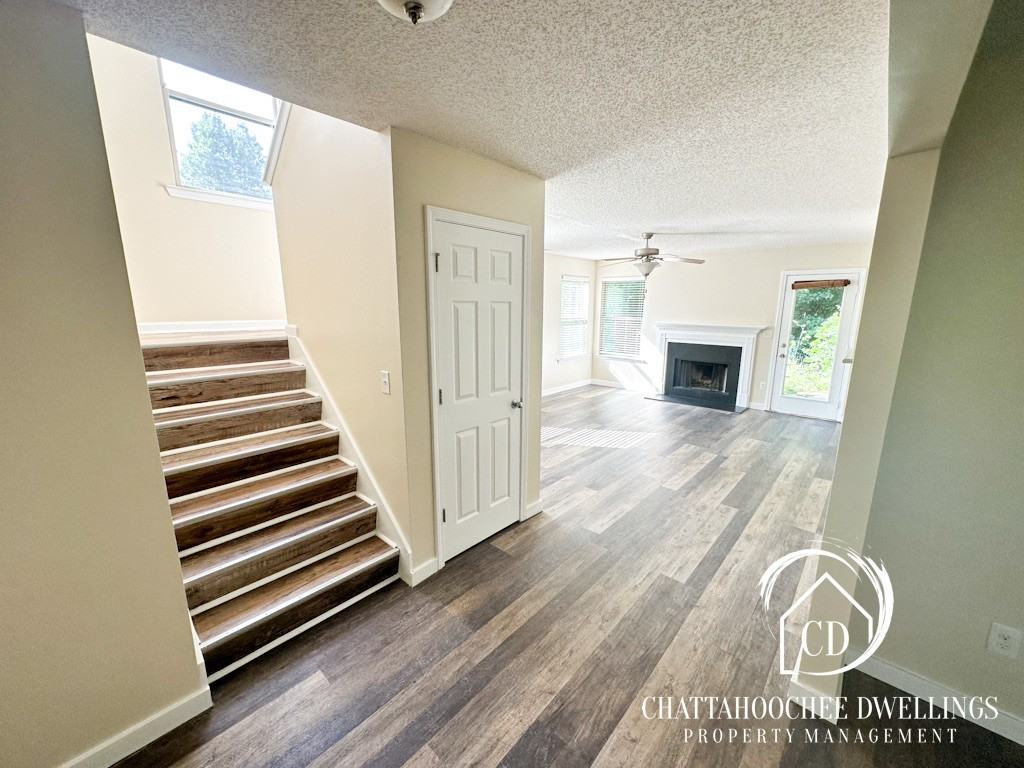 47 Misty Forest Dr #1 - Photo 3 of 13