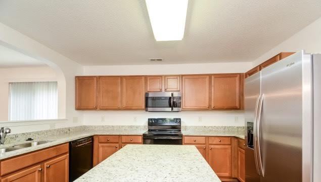 157 Brookhaven Dr - Photo 2 of 10