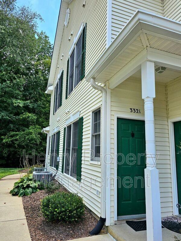 3321 Kudrow Ln - Photo 2 of 21