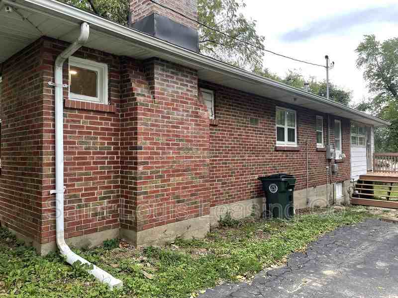 8316 Eads Ave - Photo 3 of 36