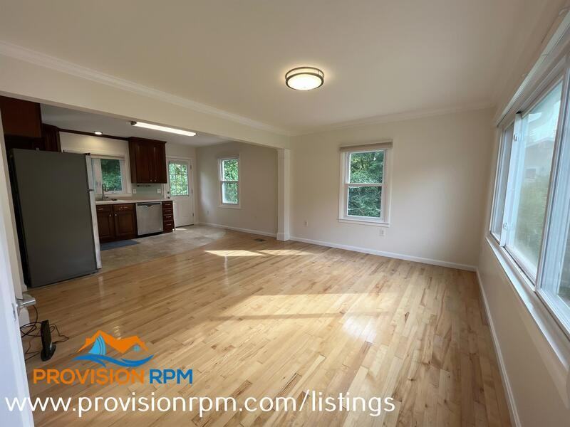 982 Shore Acres Rd - Photo 6 of 26