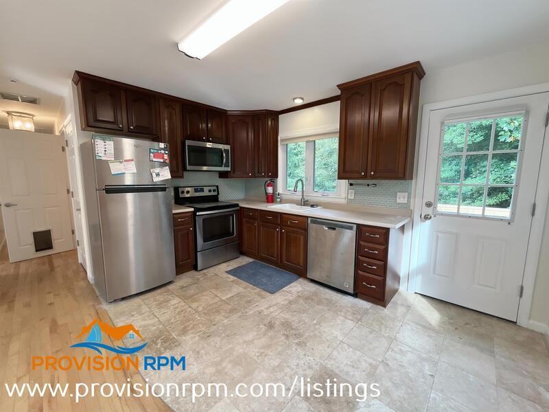 982 Shore Acres Rd - Photo 7 of 26