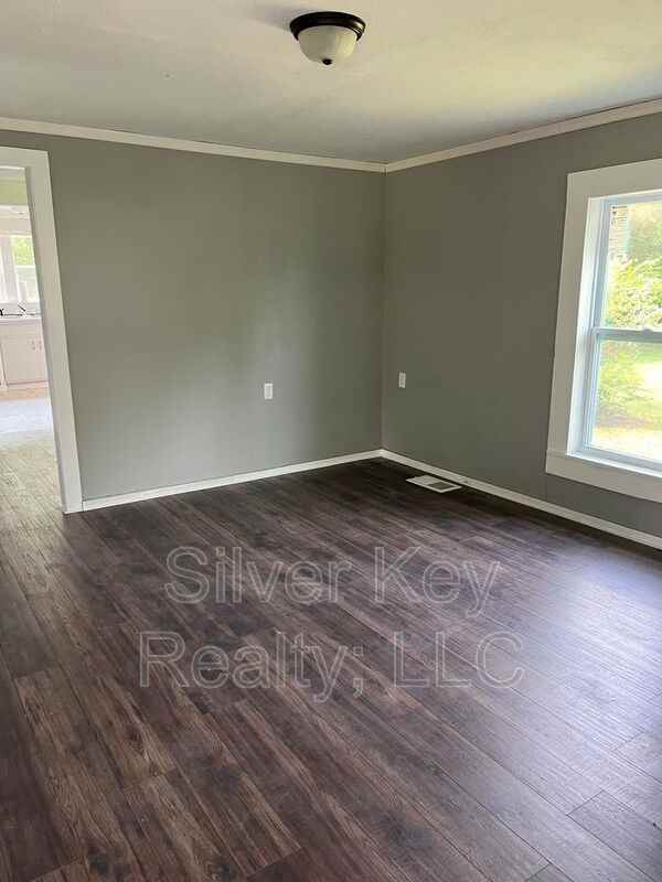 110 Charlie Monroe Rd - Photo 3 of 12