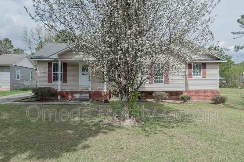 125 Carol Cir - Photo 2 of 43