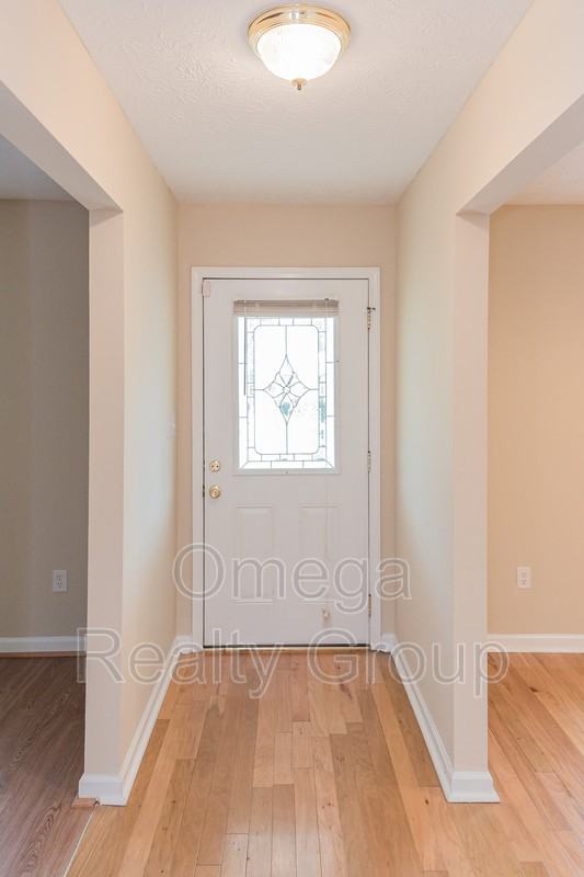 125 Carol Cir - Photo 6 of 43