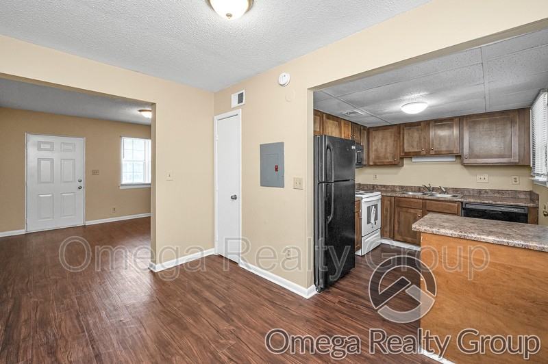 600 S Broadway Ave #J2 - Photo 7 of 19