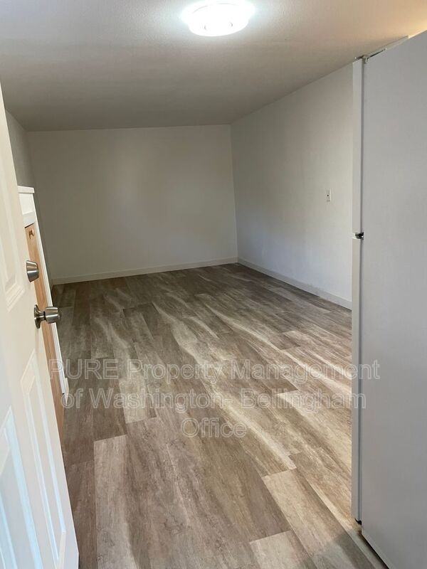 625 North Garden Street #100 - Photo 2 of 6
