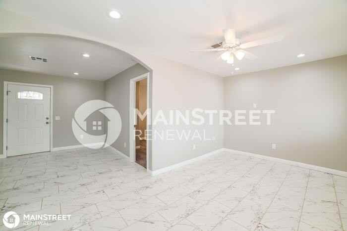 9235 S Calle Maravilla - Photo 3 of 16